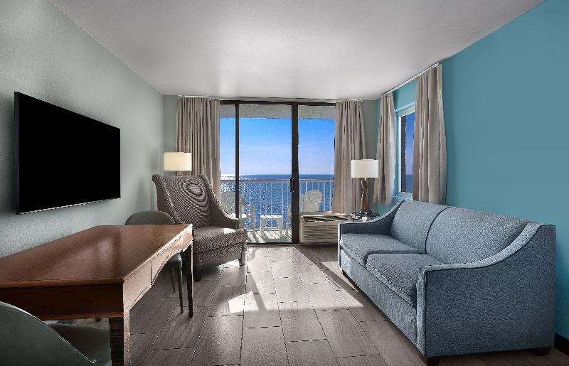 سوئیت با تخت بزرگ, Best Western Plus Bradenton Hotel & Suites