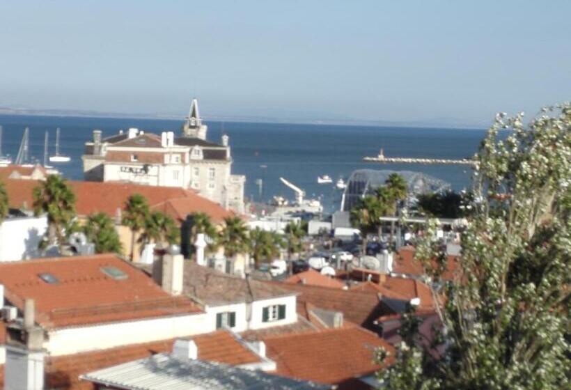 سوییت, Cascais