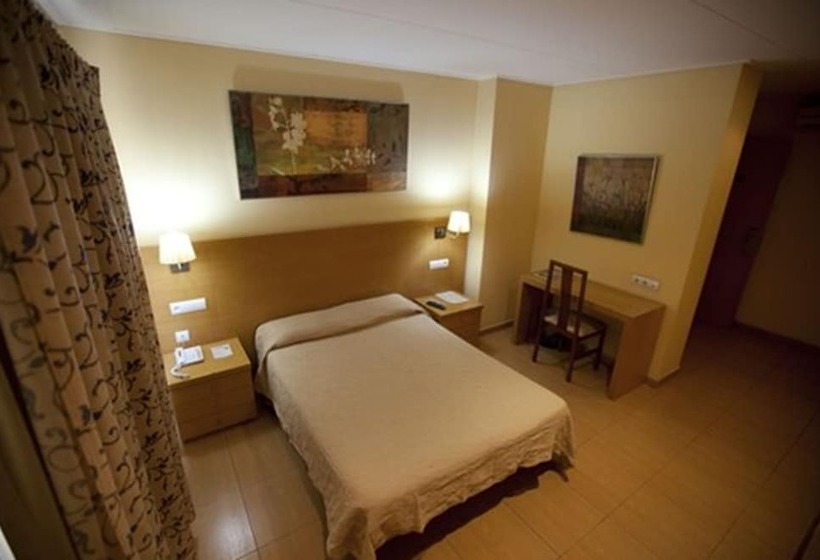 Standard Room, Ciutat De Sant Adria