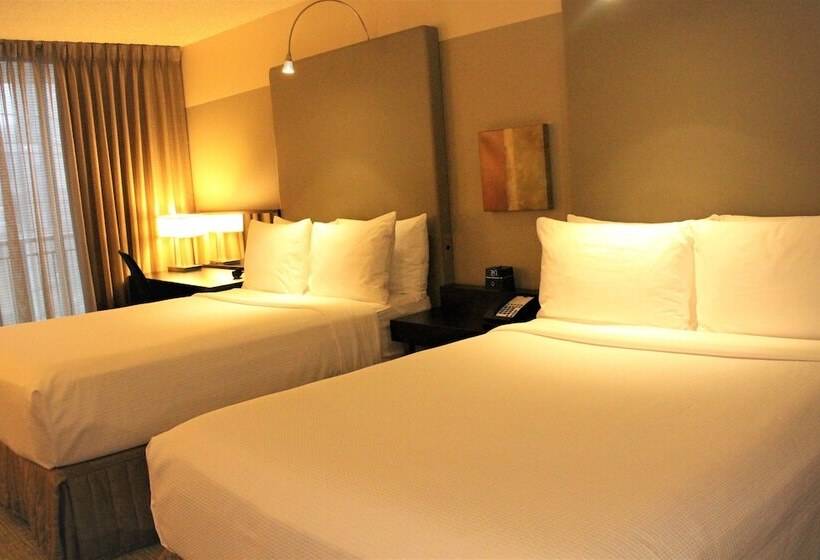 اتاق استاندارد با 2 تخت دوبل, Crowne Plaza  Chicago West Loop