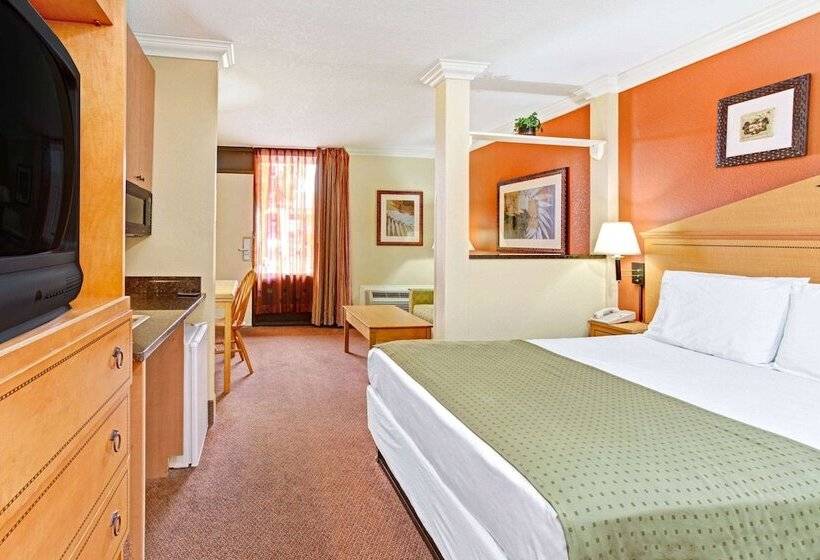 Chambre Standard Adaptée aux Personnes à Mobilité Réduite, Days Inn By Wyndham Kissimmee West