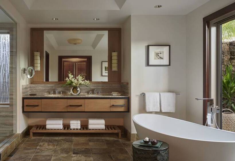 سوییت سوپریور با چشم‌انداز دریا, Four Seasons Resort Hualalai
