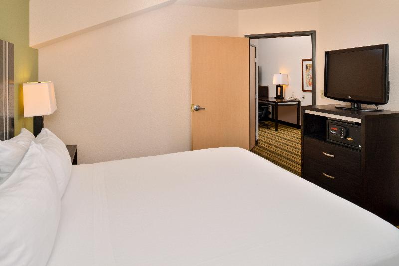سوئیت با تخت بزرگ, Holiday Inn Express Berkeley, An Ihg