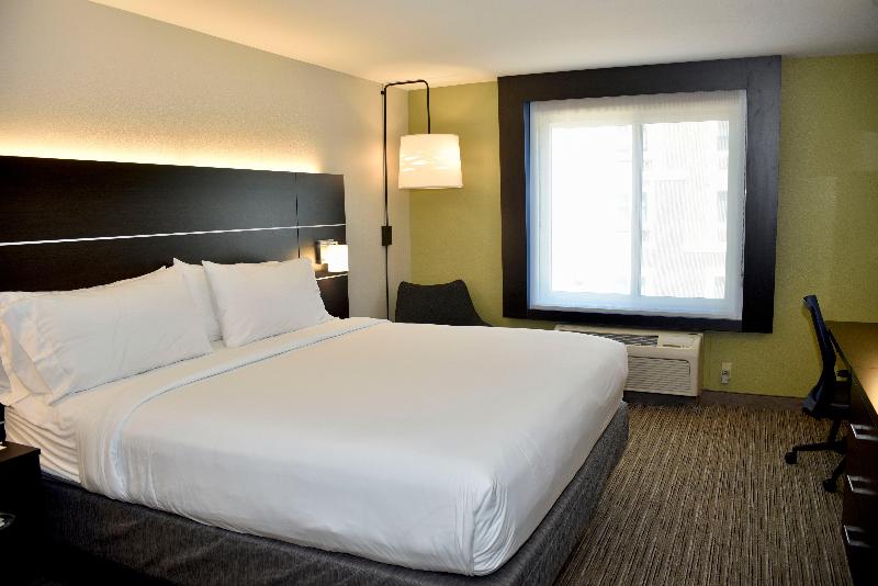 اتاق استاندارد با تخت بزرگ, Holiday Inn Express Windsor Sonoma Wine Country, An Ihg