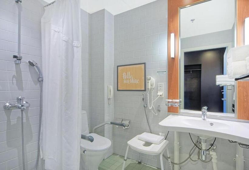 اتاق استاندارد برای معلولان, Holiday Inn Helsinki West   Ruoholahti, An Ihg