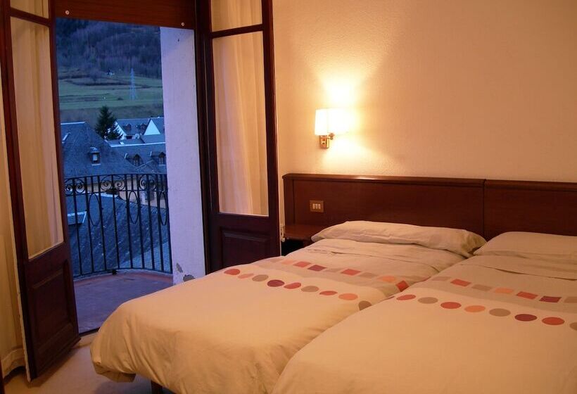 Standard Room, Hosteria Catalana