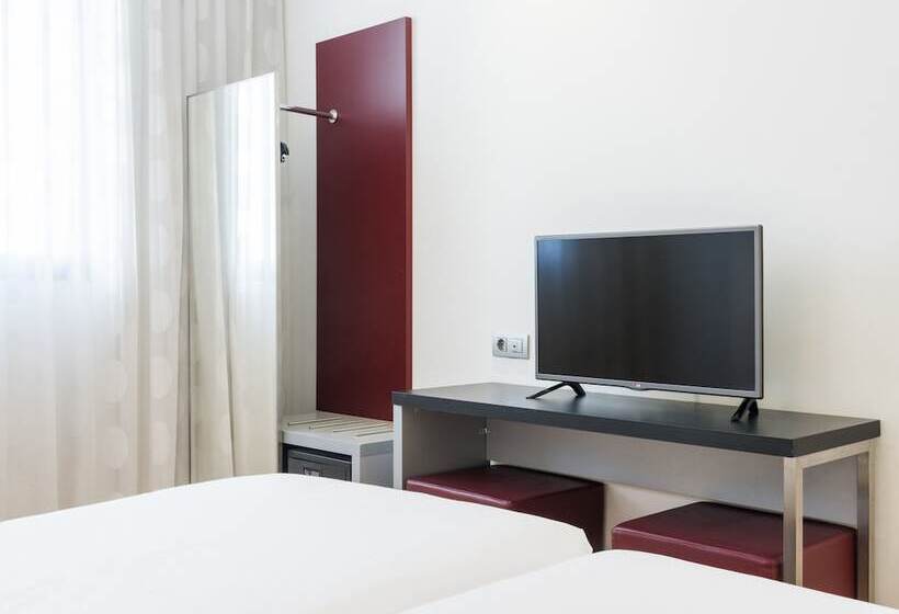 Standard Room, Ilunion Aqua 3