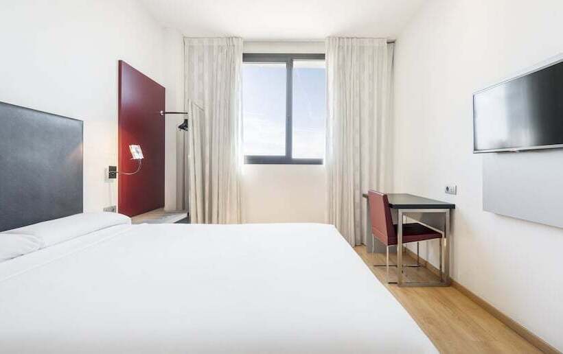 Standard Room, Ilunion Aqua 3