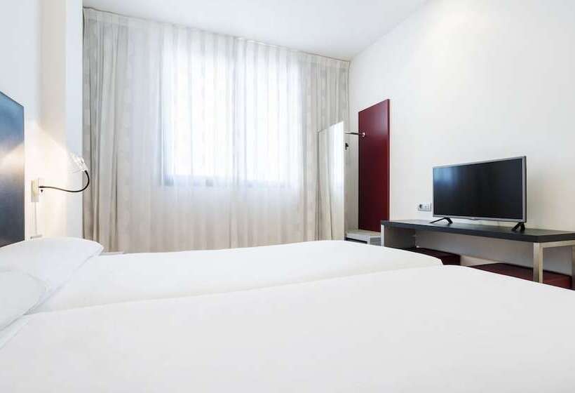 Standard Room, Ilunion Aqua 3