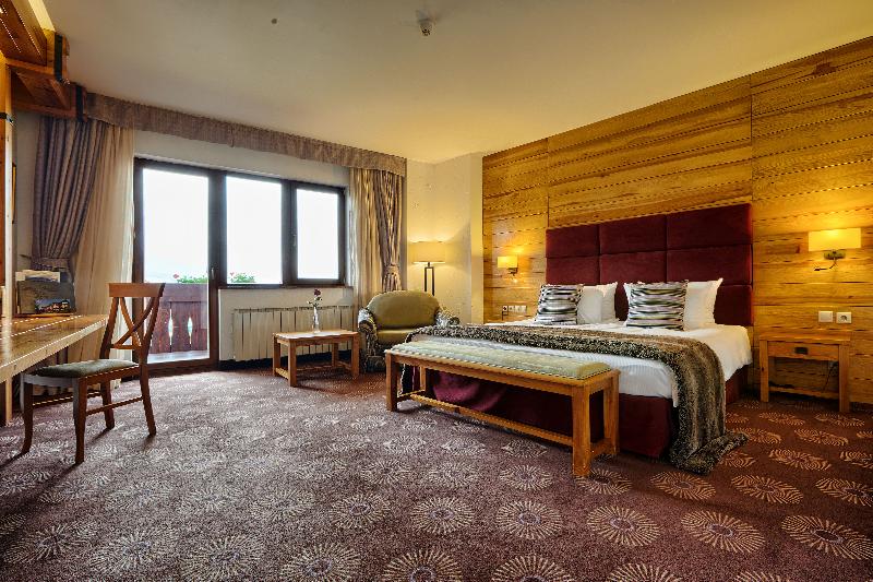 سوئیت جونیور با چشم‌انداز کوهستان, Kempinski Hotel Grand Arena Bansko