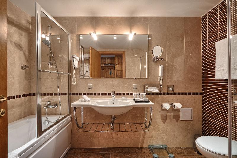 اتاق لوکس, Kempinski Hotel Grand Arena Bansko
