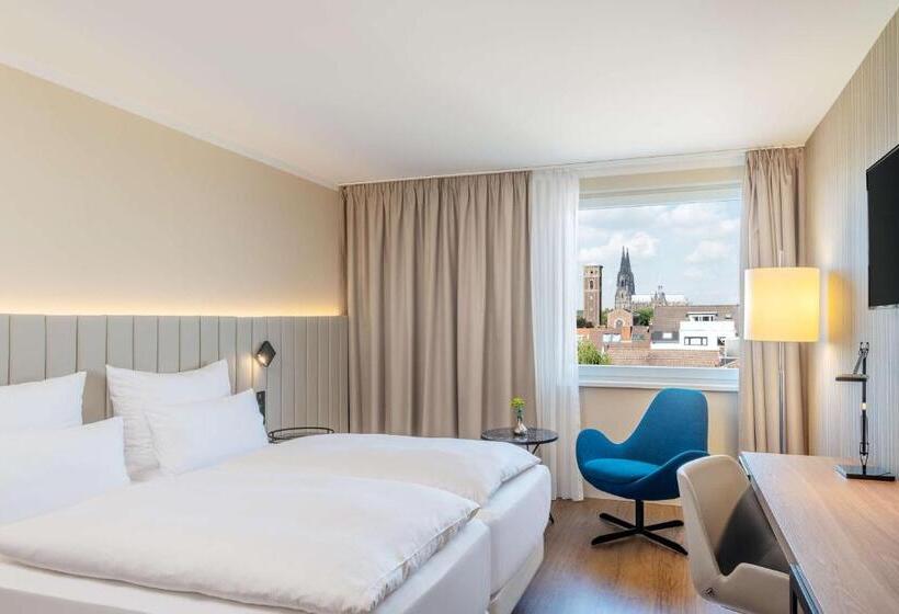 Standard Room with Views, Nh Köln Altstadt