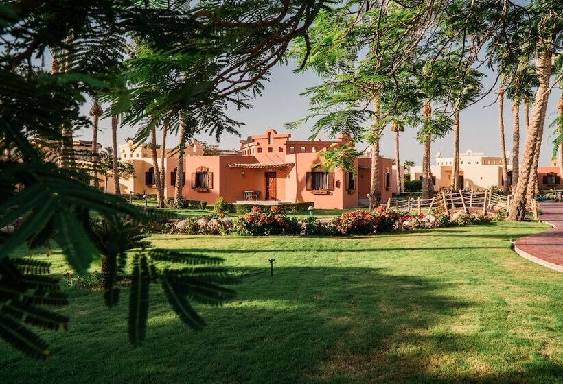بانگلوی استاندارد, Nubian Island, Families And Couples Only
