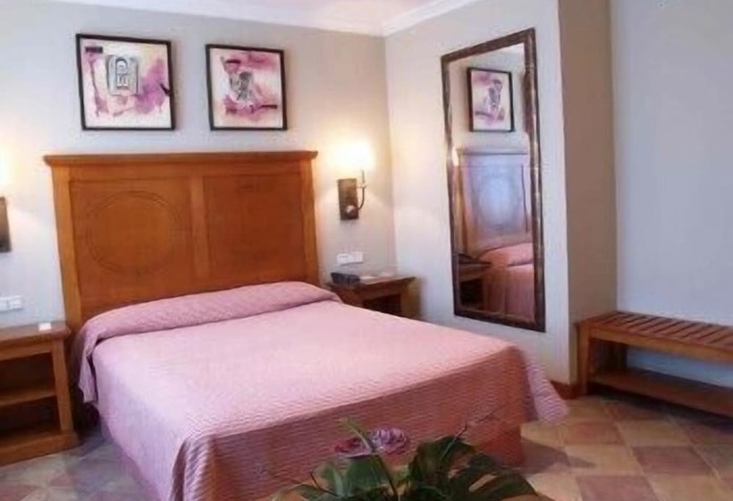 Standard Room, Pamplona Villava