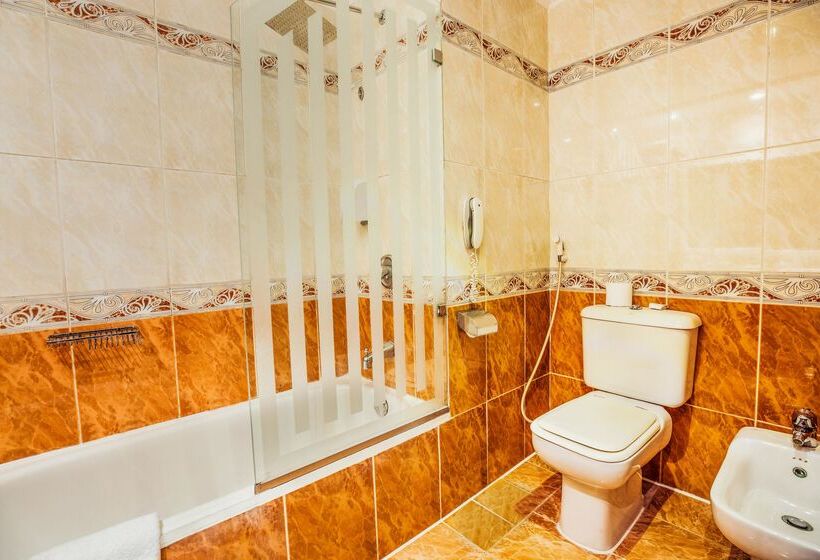 اتاق استاندارد با چشم‌انداز استخر, V Hotel Sharm El Shiekh