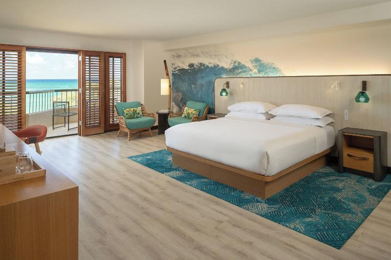 اتاق استاندارد با تخت بزرگ, Sheraton Kauai Coconut Beach Resort