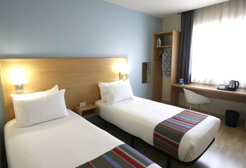 غرفة قياسية, Travelodge Barcelona Fira