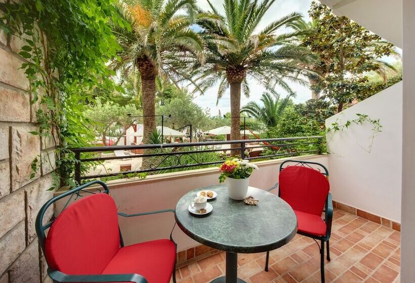 اتاق سوپریور با چشم‌انداز باغ, Villa Adriatica   Adults Only