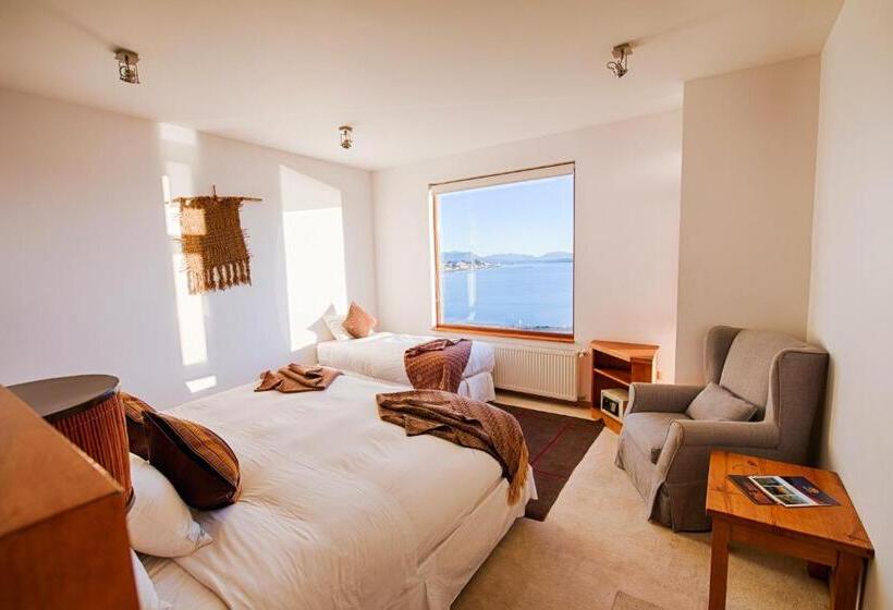 اتاق سوپریور با چشم‌انداز دریا, Weskar Lodge