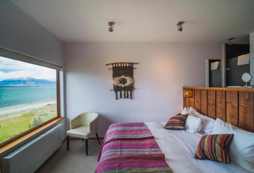 اتاق سوپریور با چشم‌انداز دریا, Weskar Lodge