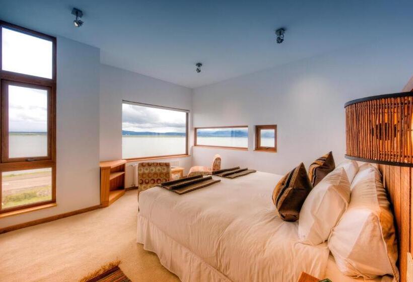 اتاق لوکس با چشم‌انداز دریا, Weskar Lodge