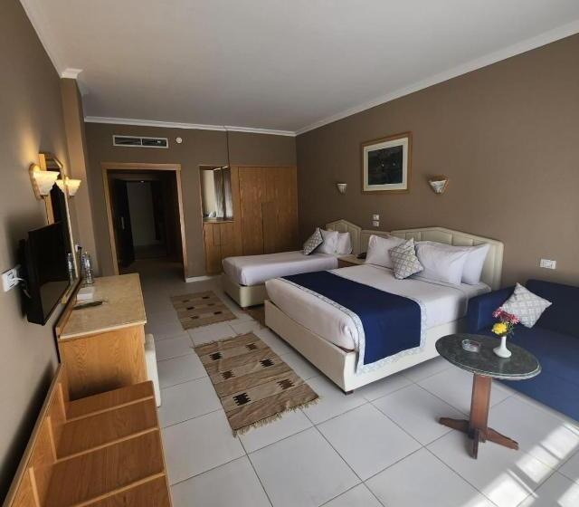اتاق سوپریور با چشم‌انداز استخر, Zya Regina Resort And Aqua Park Hurghada
