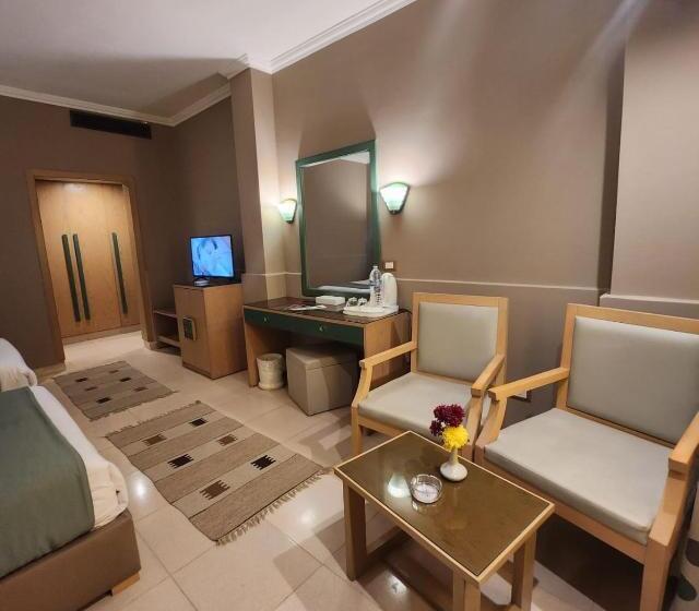 بانگلوی استاندارد, Zya Regina Resort And Aqua Park Hurghada