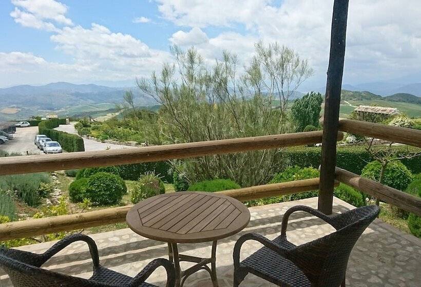 سوییت لوکس, Fuente Del Sol