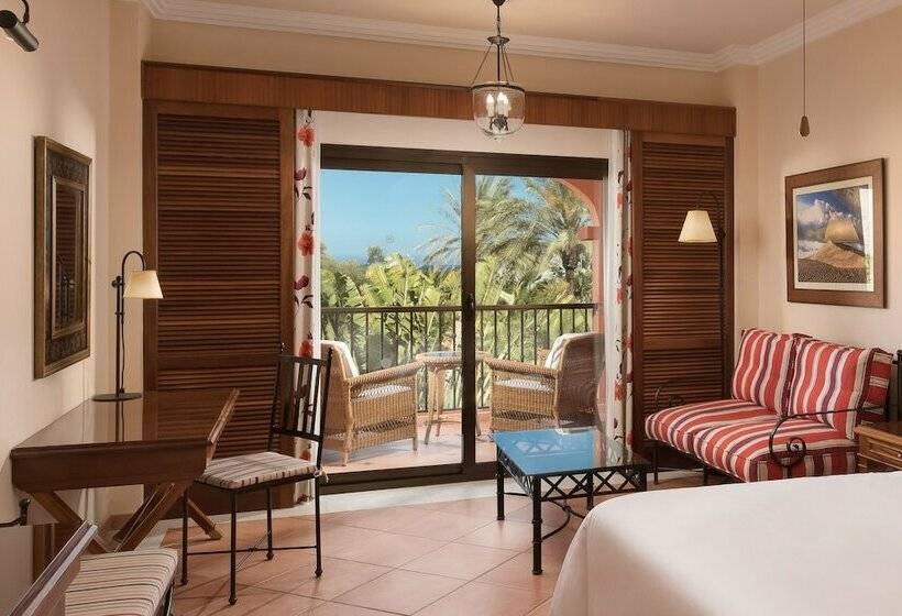 اتاق پریمیوم با چشم‌انداز باغ, Sheraton Fuerteventura Beach, Golf & Spa Resort