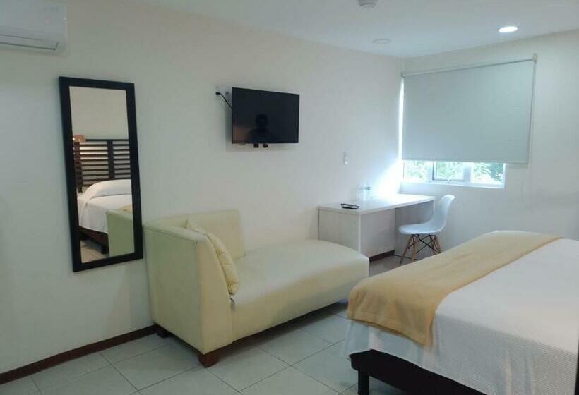 Standard Room, Angeles Suites & Hotel