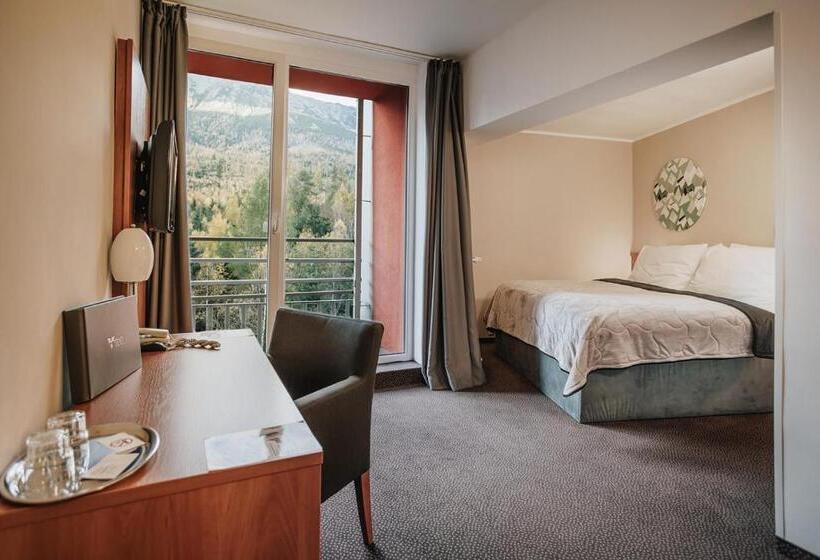 سوییت خانوادگی, Atrium Hotel   Family Friendly