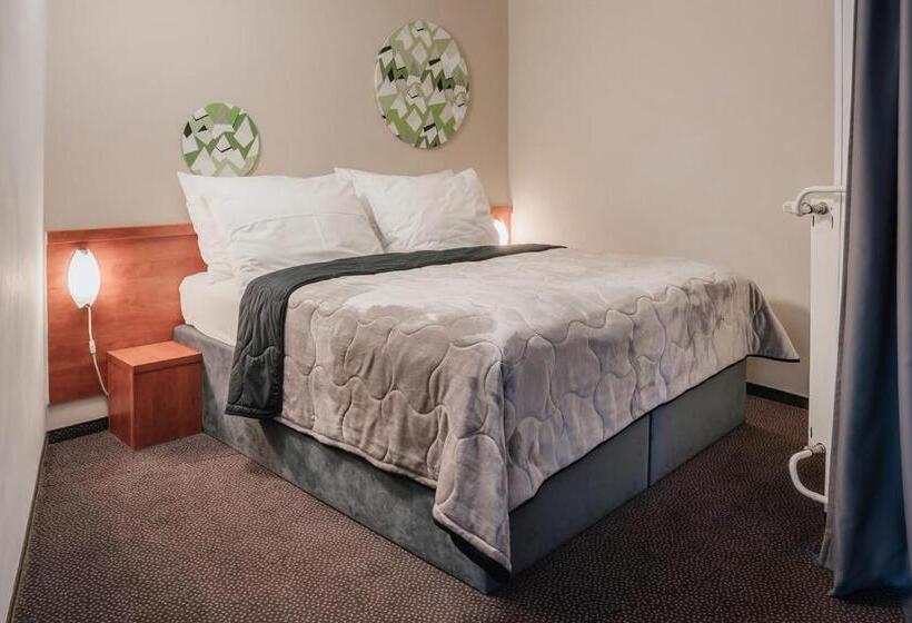 اتاق استاندارد پلاس, Atrium Hotel   Family Friendly