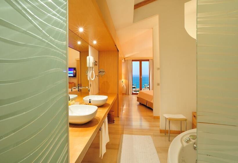 Executive Suite, Alberi Del Paradiso