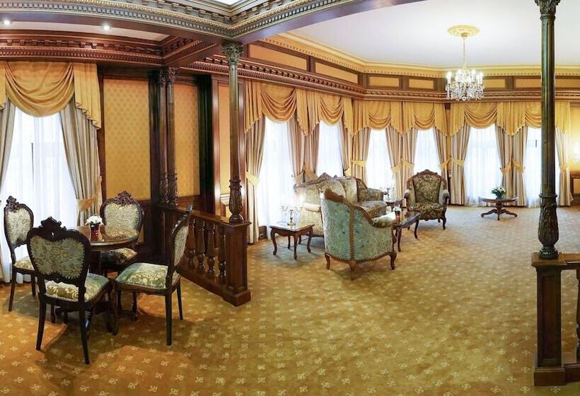 Suite Presidenziale, Casa Capsa