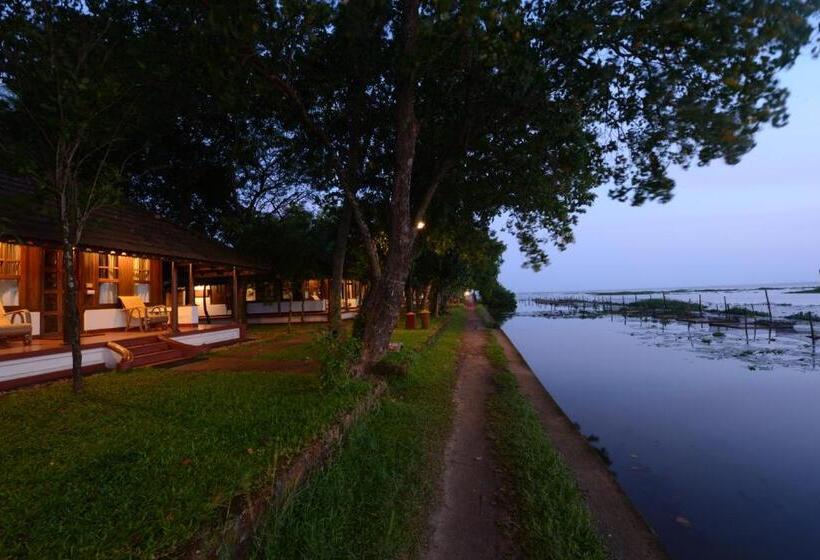ویلای یک اتاق خوابه با استخر شنا, Coconut Lagoon Kumarakom  A Cgh Earth Experience