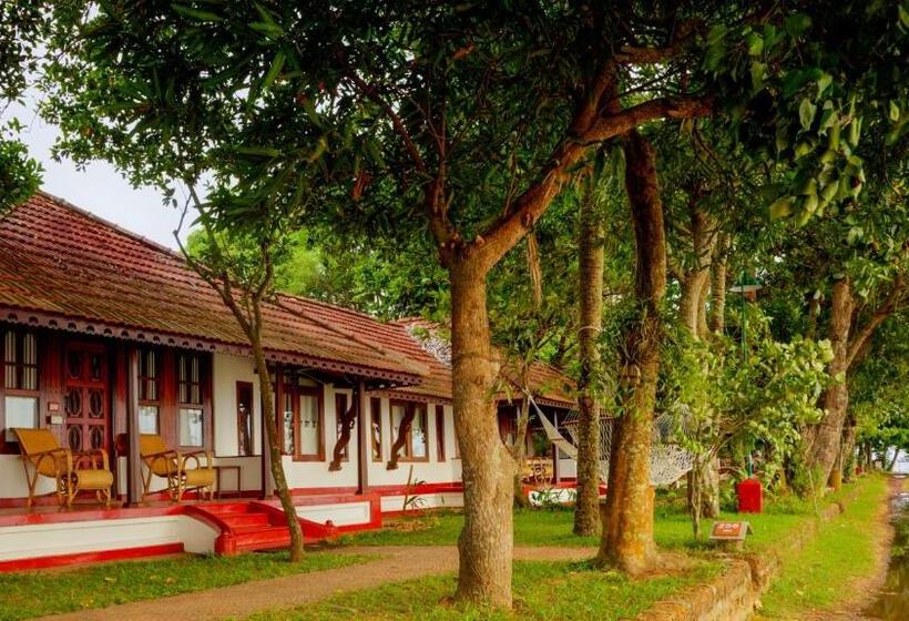 ویلای یک اتاق خوابه با استخر شنا, Coconut Lagoon Kumarakom  A Cgh Earth Experience