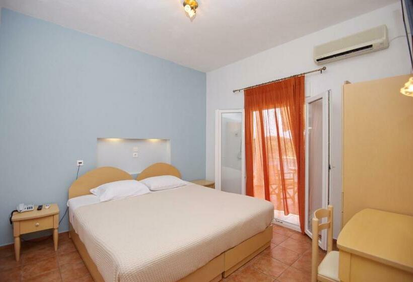 اتاق استاندارد با چشم‌انداز دریا, Kavos