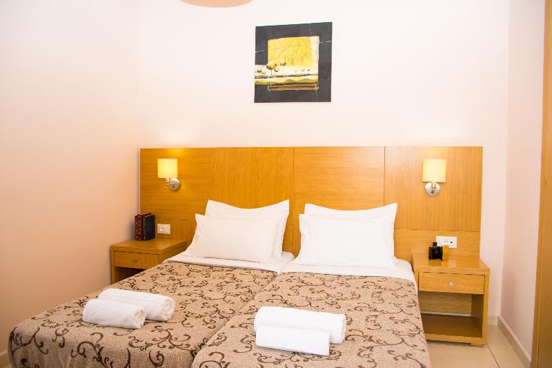 استودیوی استاندارد, Marigianna Apartments