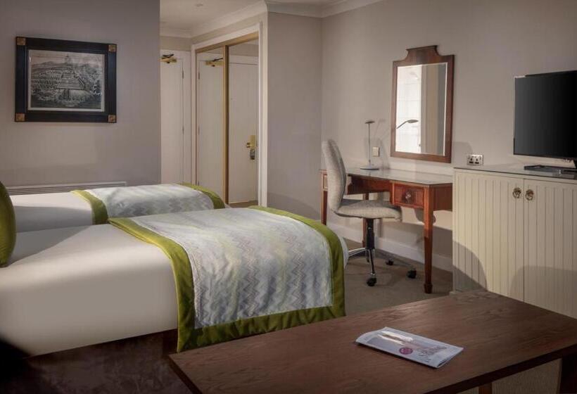 高级大房间, Albrighton Hall Hotel And Spa, A Member Of Radisson Individuals