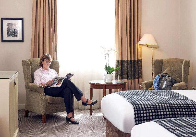 标准间, Albrighton Hall Hotel And Spa, A Member Of Radisson Individuals