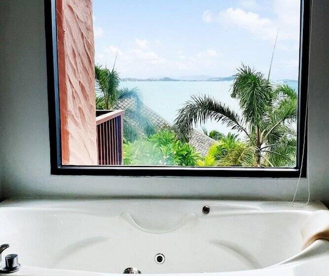 اتاق لوکس با چشم‌انداز دریا, Merit Resort Samui