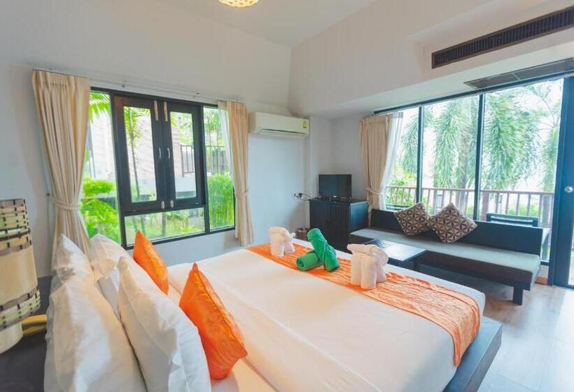 اتاق لوکس با چشم‌انداز باغ, Merit Resort Samui