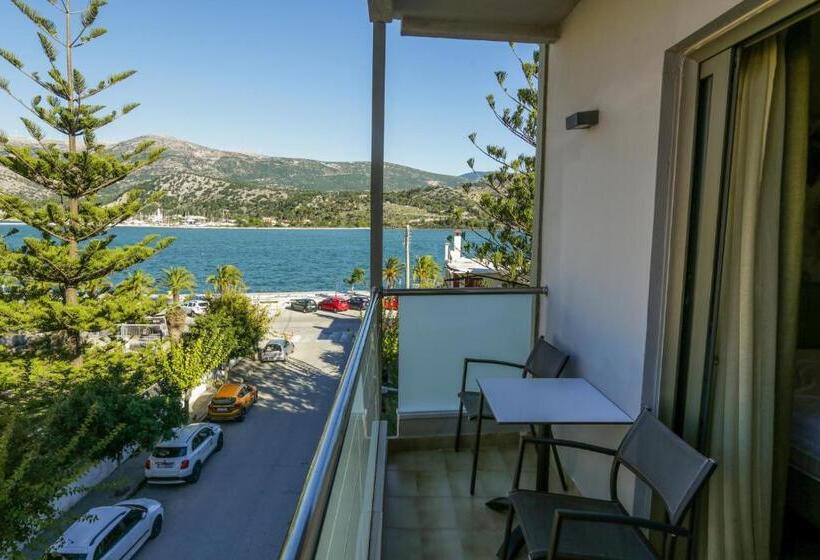 3-Bett-Standardzimmer Meerblick, Mouikis  Kefalonia