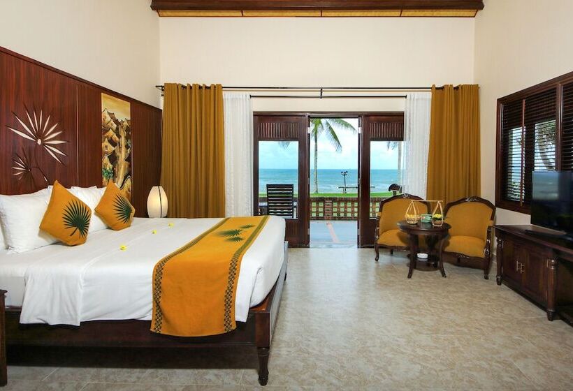 بانگلوی استاندارد, Palm Garden Beach Resort & Spa