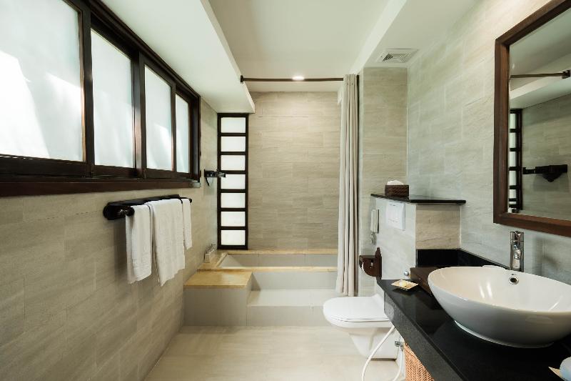 اتاق لوکس با چشم‌انداز دریا, Palm Garden Beach Resort & Spa