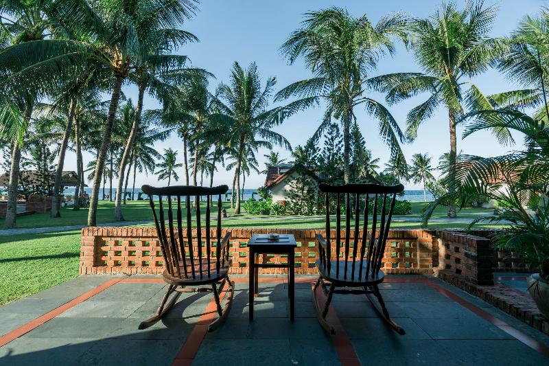 اتاق لوکس با چشم‌انداز دریا, Palm Garden Beach Resort & Spa