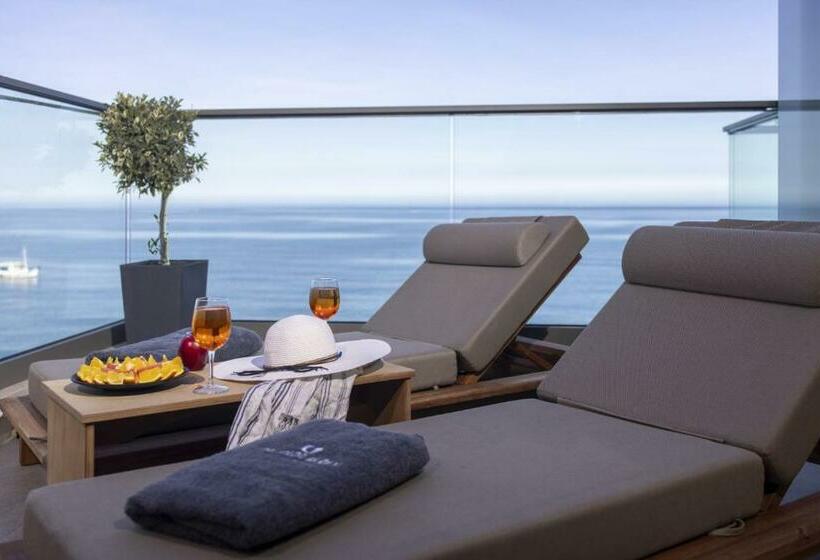 اتاق لوکس با چشم‌انداز دریا, Palmera Beach Hotel & Spa   Adults Only