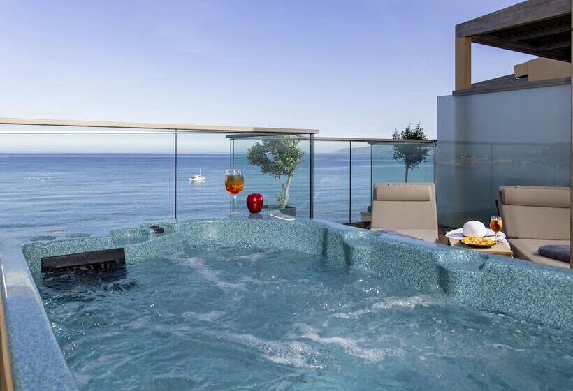 اتاق لوکس با چشم‌انداز دریا, Palmera Beach Hotel & Spa   Adults Only