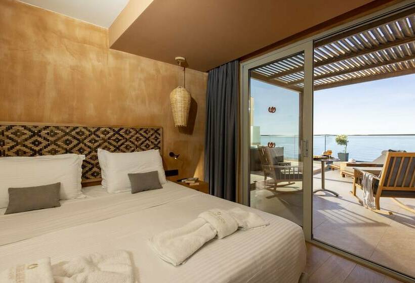 اتاق لوکس با چشم‌انداز دریا, Palmera Beach Hotel & Spa   Adults Only