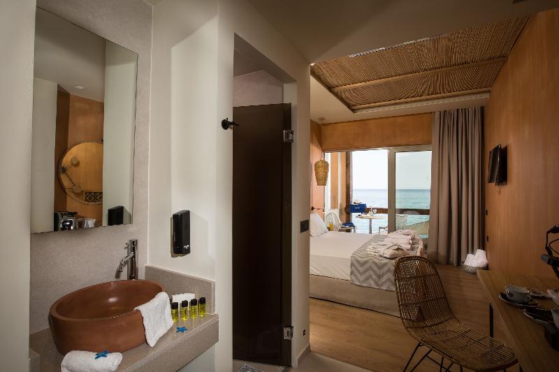 اتاق سوپریور با چشم‌انداز دریا, Palmera Beach Hotel & Spa   Adults Only